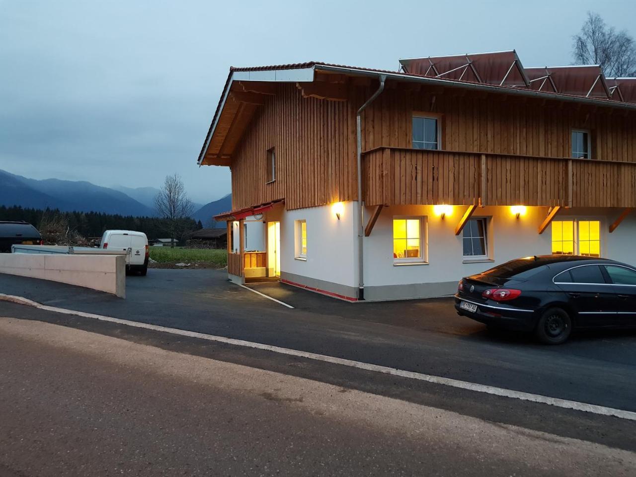 Gaestehaus Am Hahnenkamm Reutte Εξωτερικό φωτογραφία